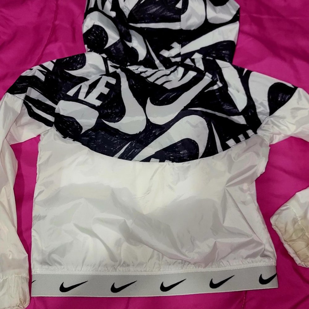 Nike Jacket - Picture 3 of 3